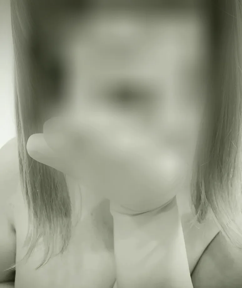 Chiara, 36