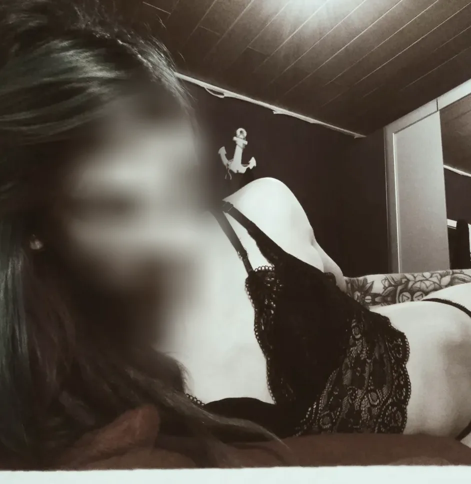 Malin, 27